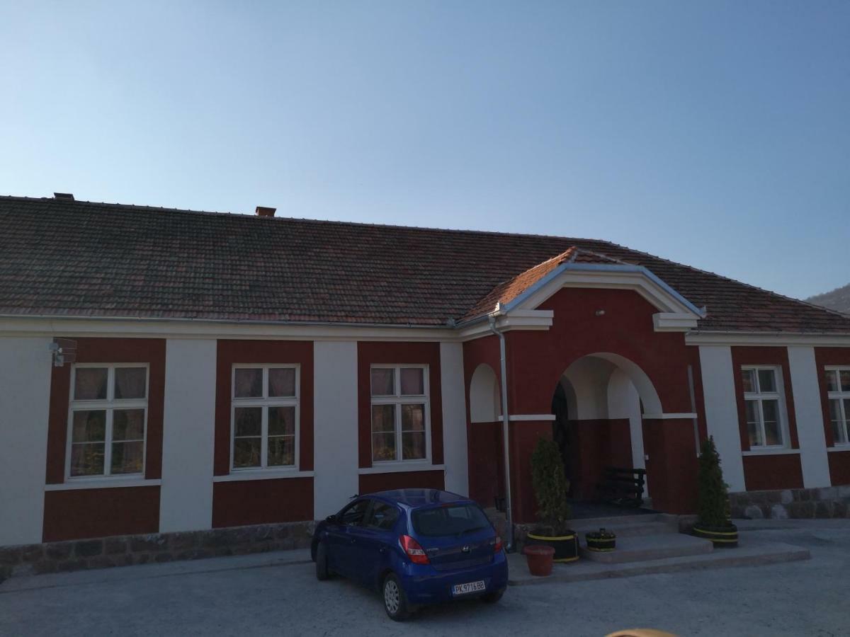 מלון Kalna Etno Konak Angela מראה חיצוני תמונה